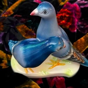 Vintage Porcelain Love Bird Firgurine